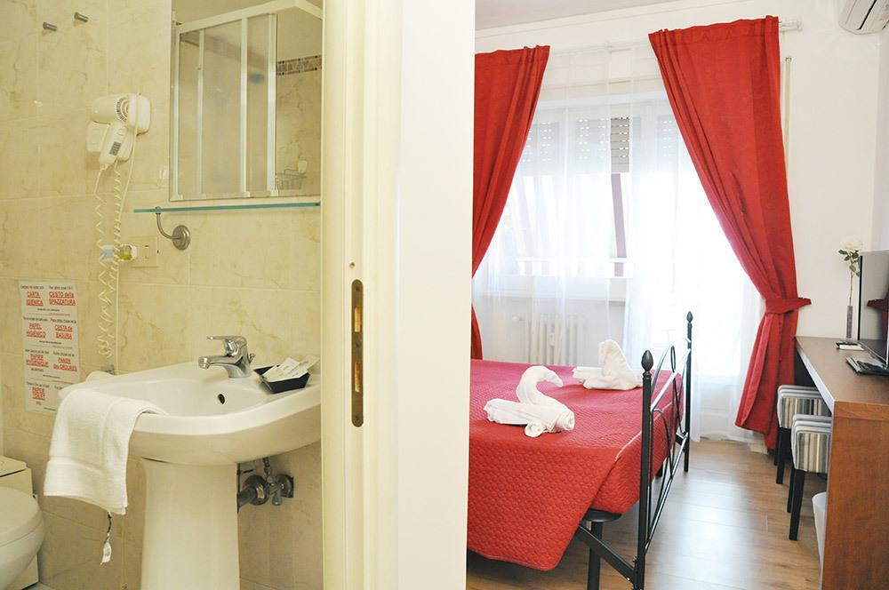 Ideal B&B Рим Экстерьер фото