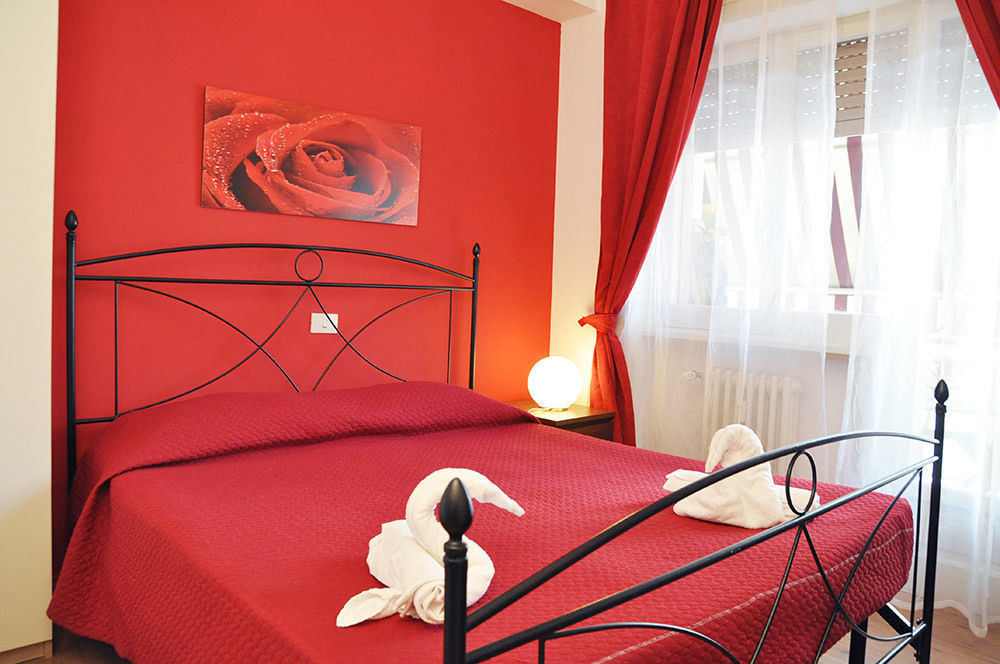 Ideal B&B Рим Экстерьер фото